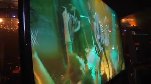 vlcsnap-2011-01-08-23h49m48s213.png