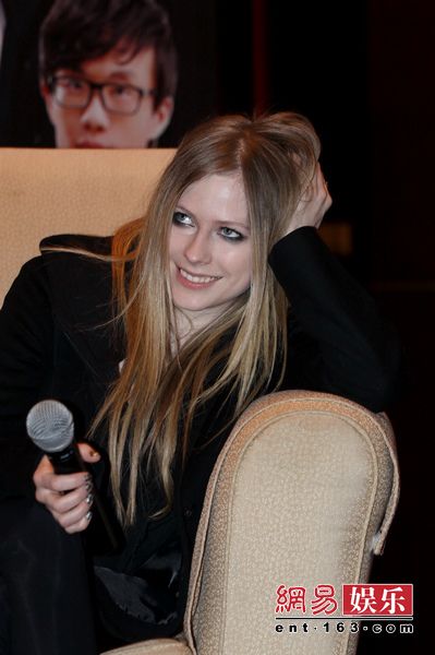 JSTV_282229.jpg