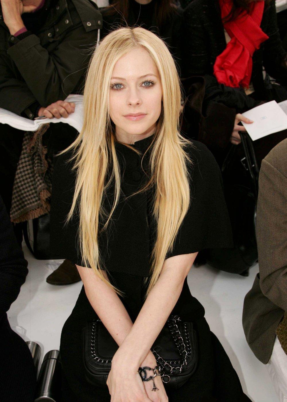 20060124avrilenlsemanadelamoda8.jpg