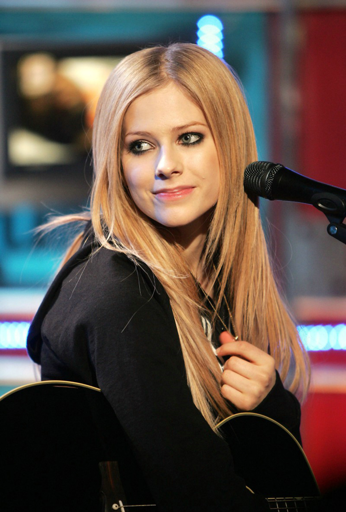 avril-lavigne-273-n23492.jpg