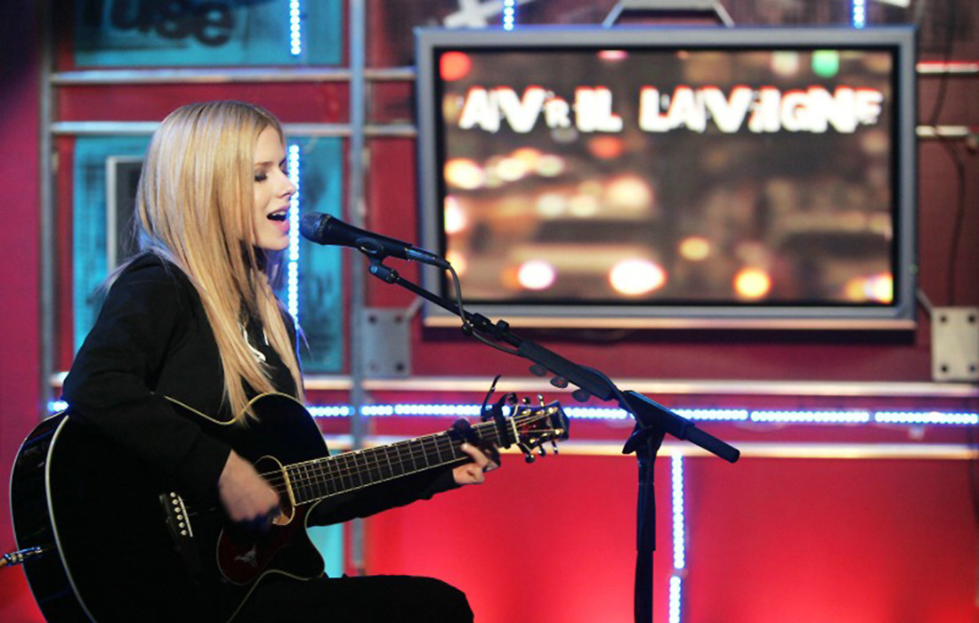 avril-lavigne-365-n23493.jpg