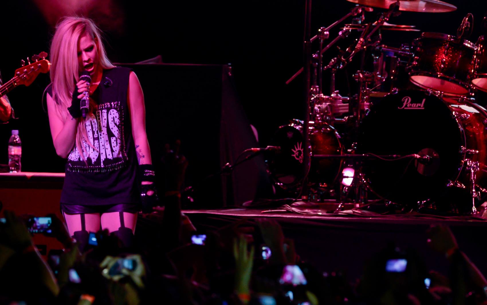 avrillavignetoursaopaulo29042014_285029.jpg