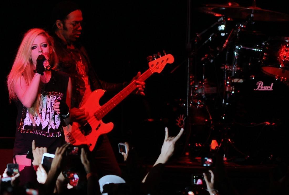 avrillavignetoursaopaulo29042014_286829.jpg
