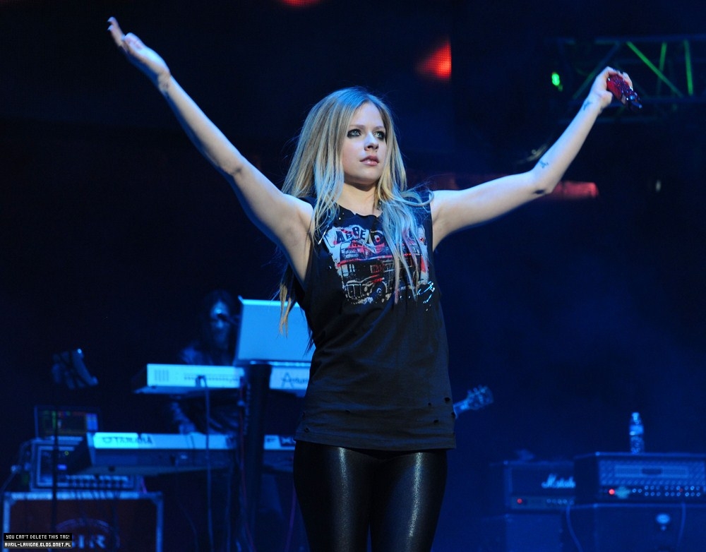 y100_282129.jpg