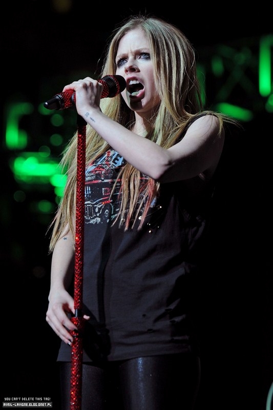 y100_284729.jpg